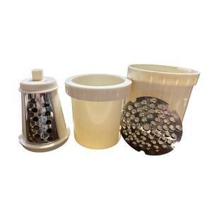 Presto Salad Shooter Replacement Parts/Shredded 3 pc Push Cylinder ( 4 pcs )